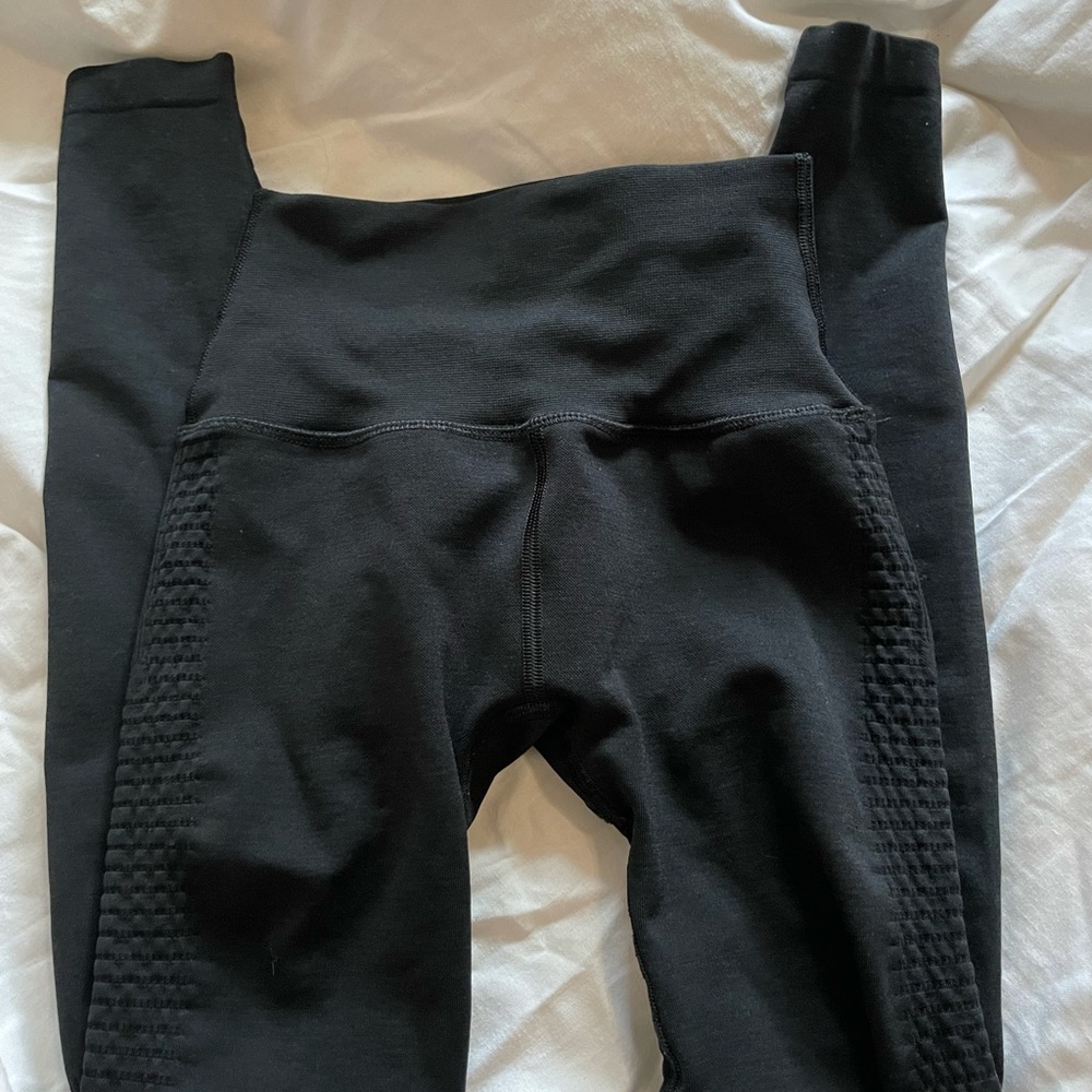 Alphalete halo leggings